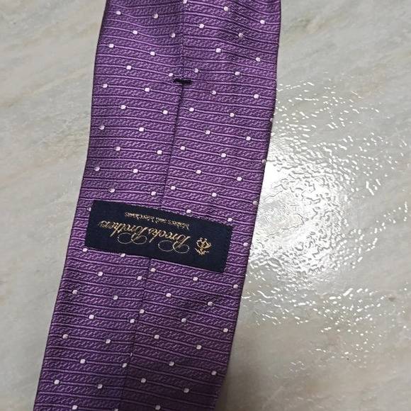 🌻 BROOK BROTHER TIE - Picture 2 of 3